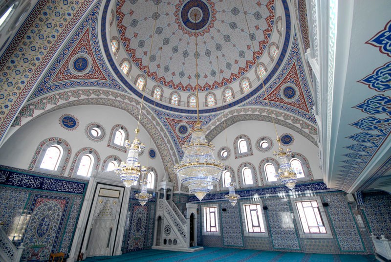 Ermenek Nezahat Ahmet Keleşoğlu Camii